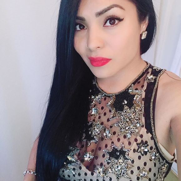 Meet your Posher, Rosario - Picture 1 of 1